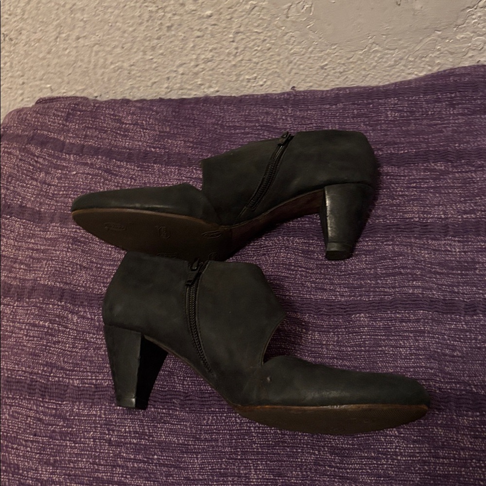 COCLICO Black “Sarah” Shoes - Picture 5 of 9